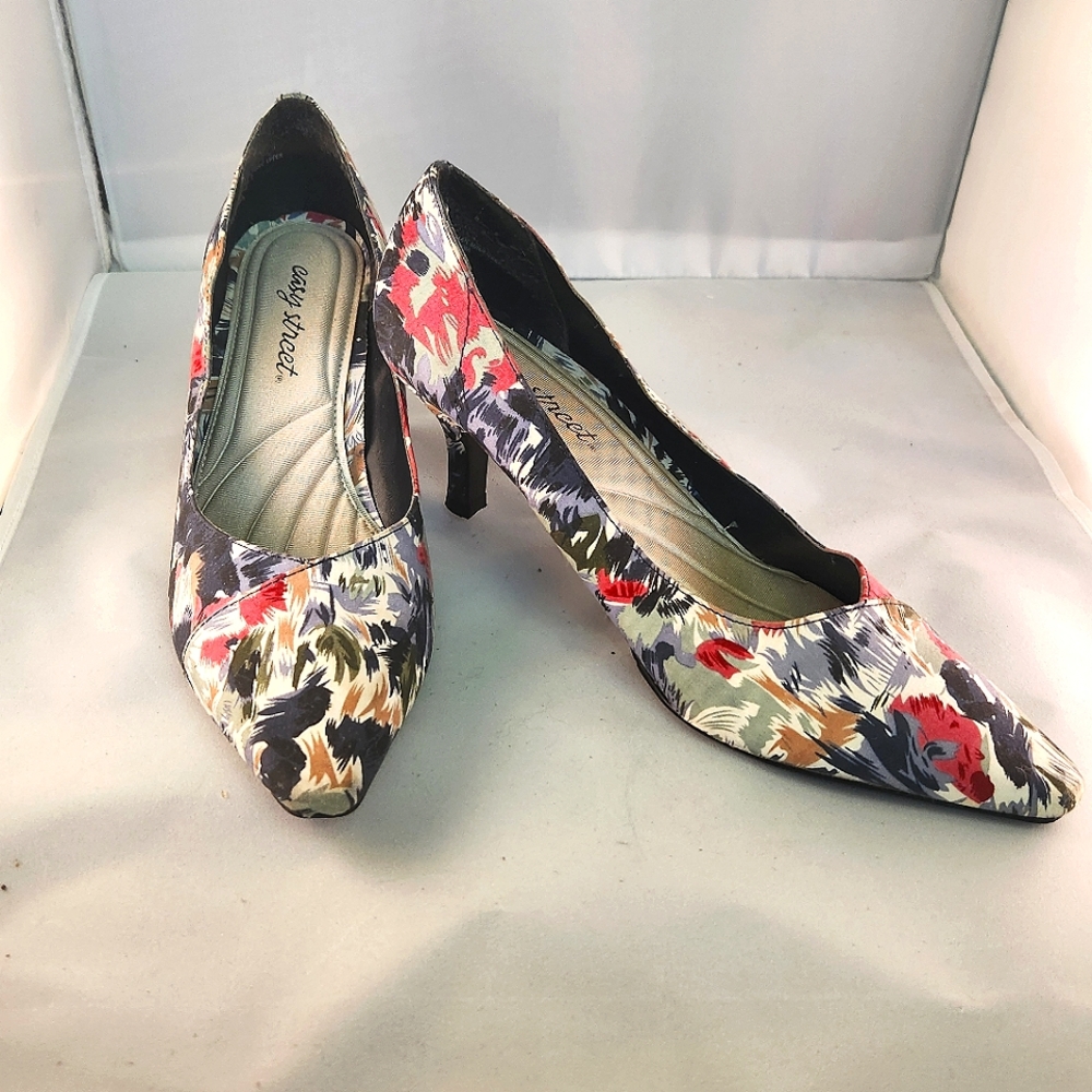 Easy Spirit Heels wide width